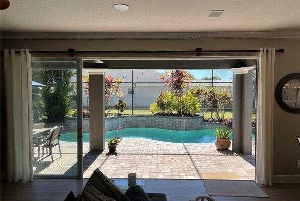 casas em condomínio em Orlando para comprar